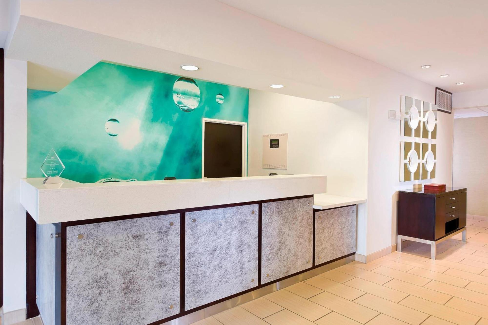 Springhill Suites Phoenix North Экстерьер фото