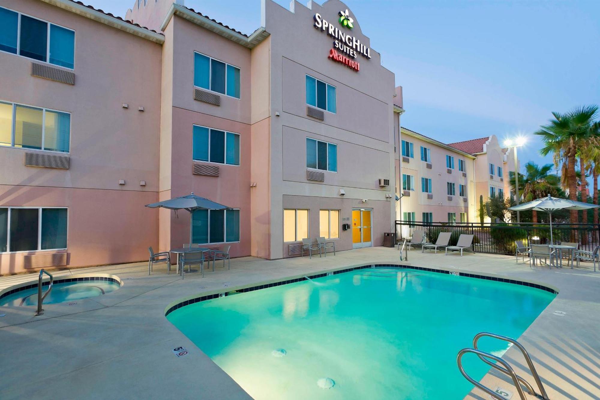 Springhill Suites Phoenix North Экстерьер фото