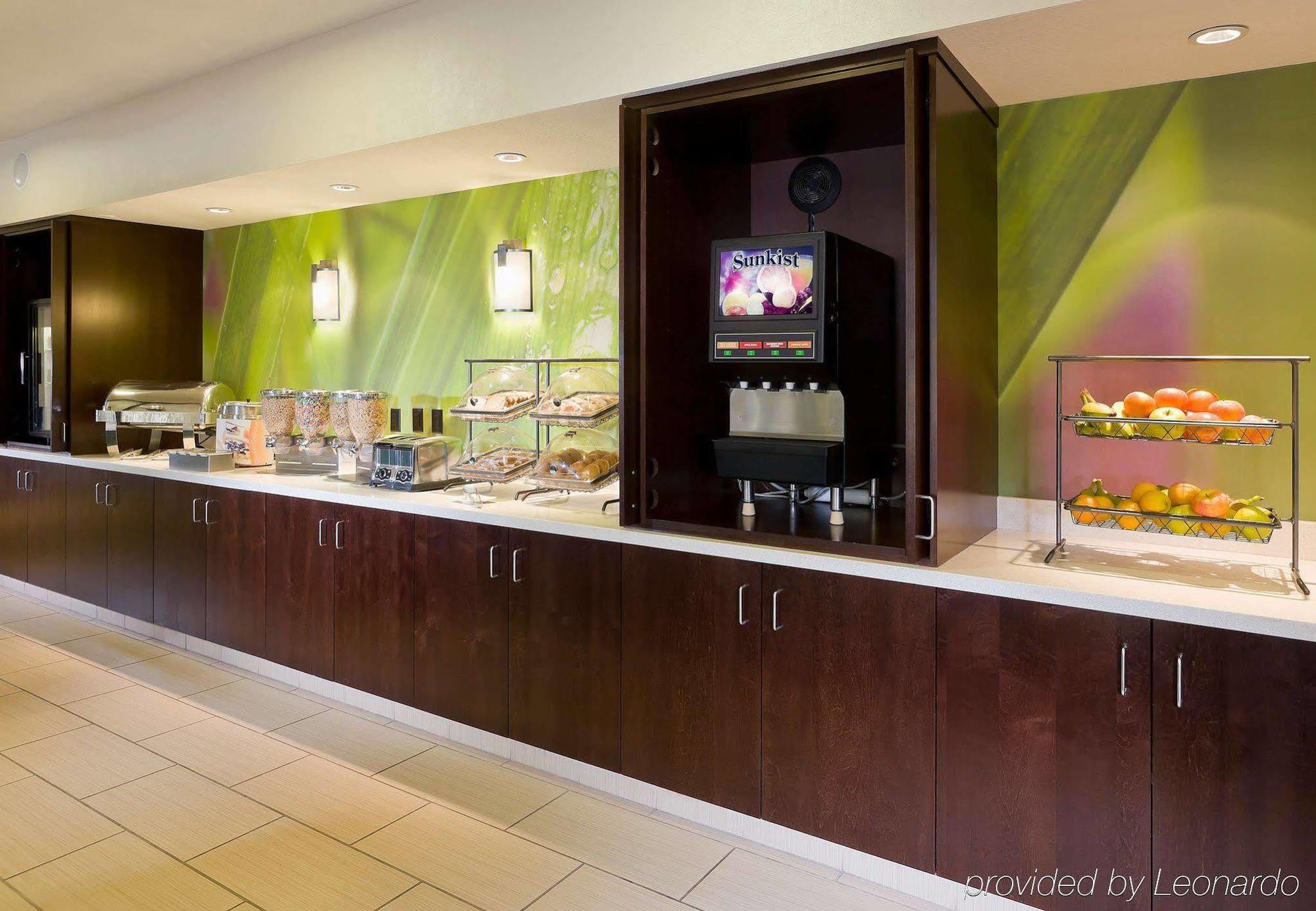 Springhill Suites Phoenix North Экстерьер фото