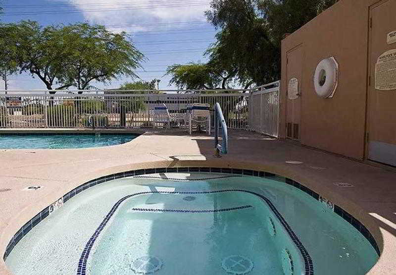 Springhill Suites Phoenix North Экстерьер фото