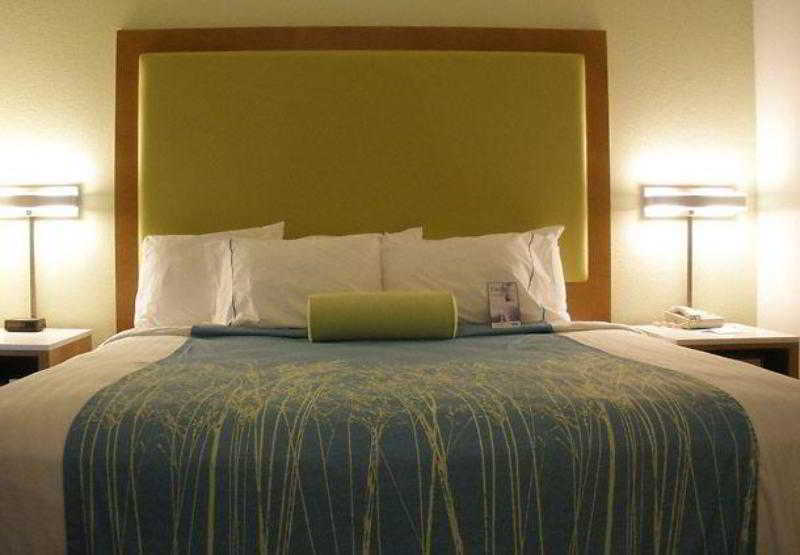Springhill Suites Phoenix North Экстерьер фото