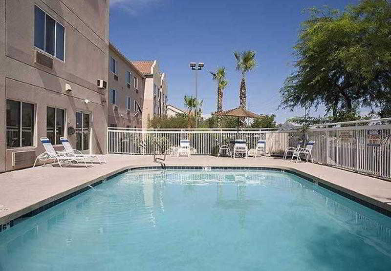 Springhill Suites Phoenix North Экстерьер фото
