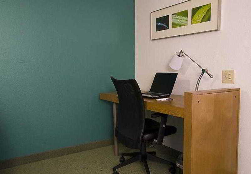 Springhill Suites Phoenix North Экстерьер фото